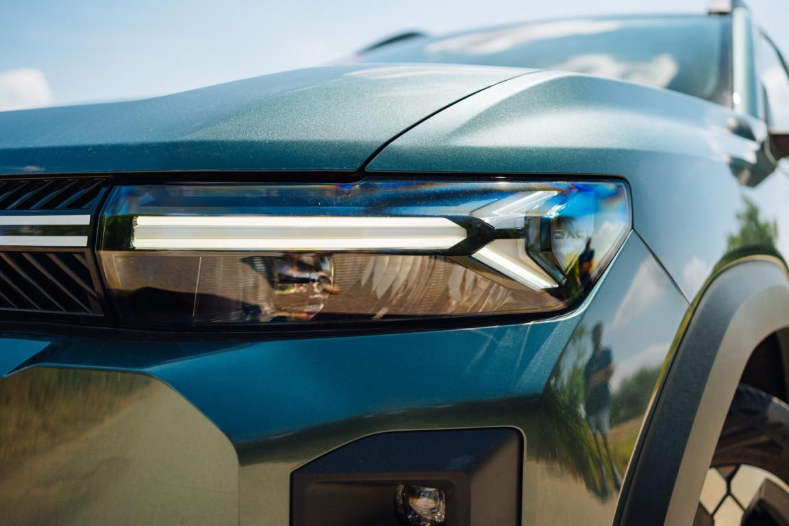 Dacia Bigster, 2025
