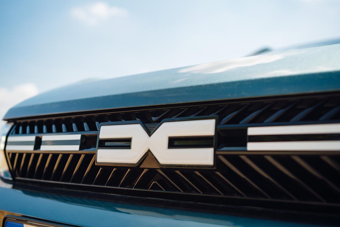 Dacia Bigster, 2025