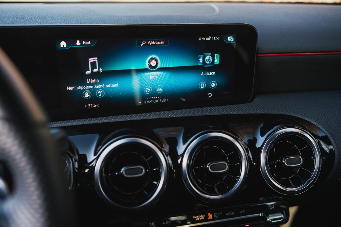 Mercedes-Benz A, 2021