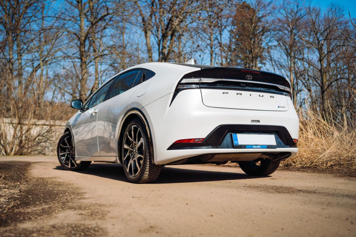 Toyota Prius, 2024