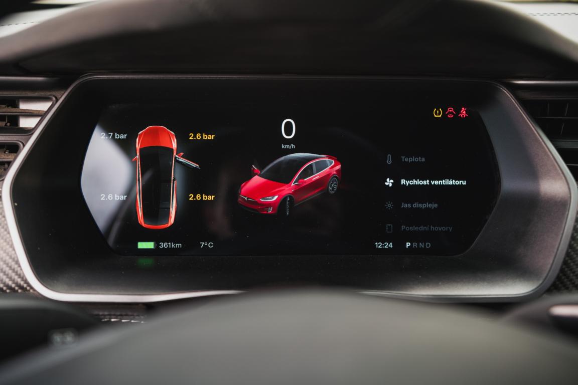 Tesla Model X, 2019