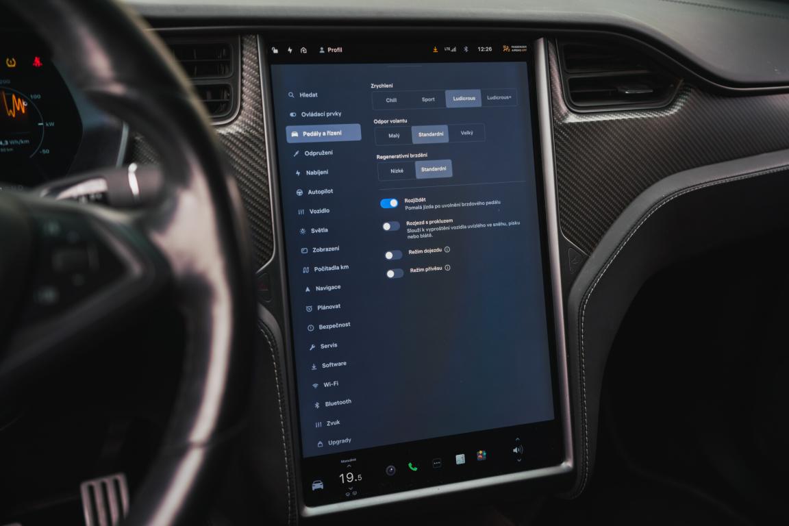 Tesla Model X, 2019