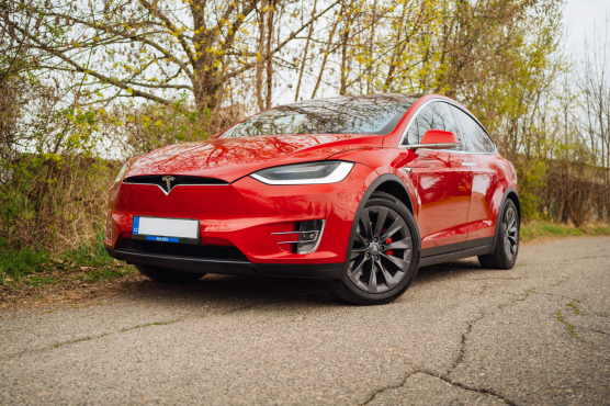 Tesla Model X Ludicrous
