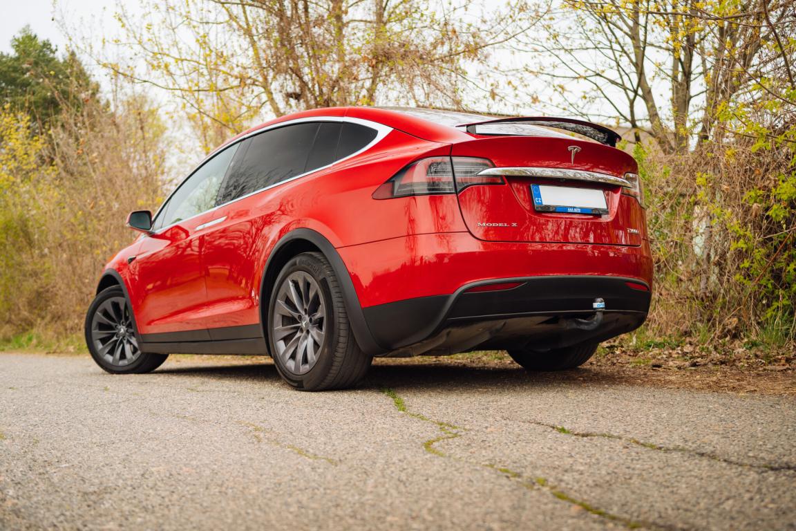 Tesla Model X, 2019