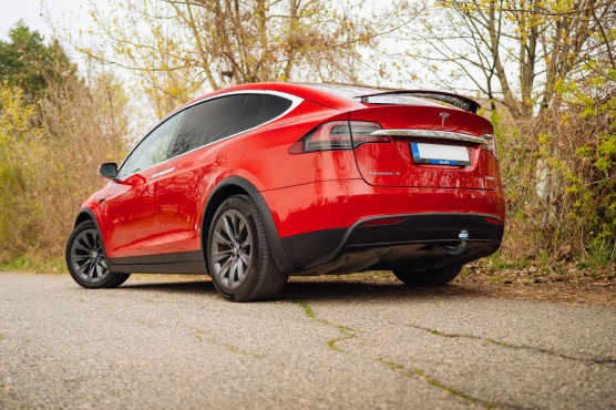 Tesla Model X Ludicrous