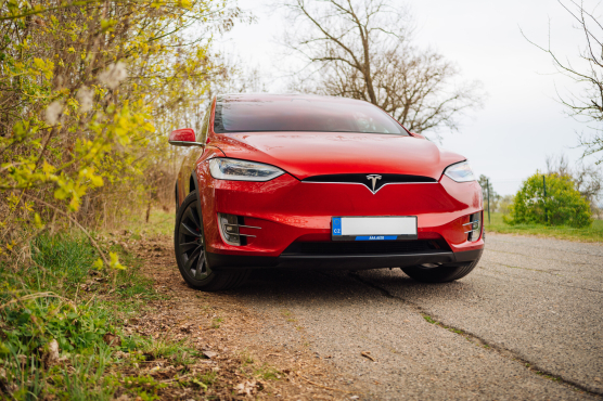 Tesla Model X Ludicrous