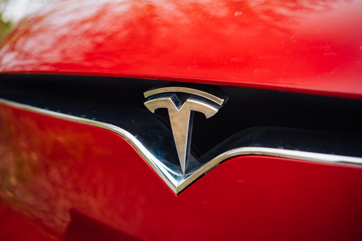 Tesla Model X, 2019