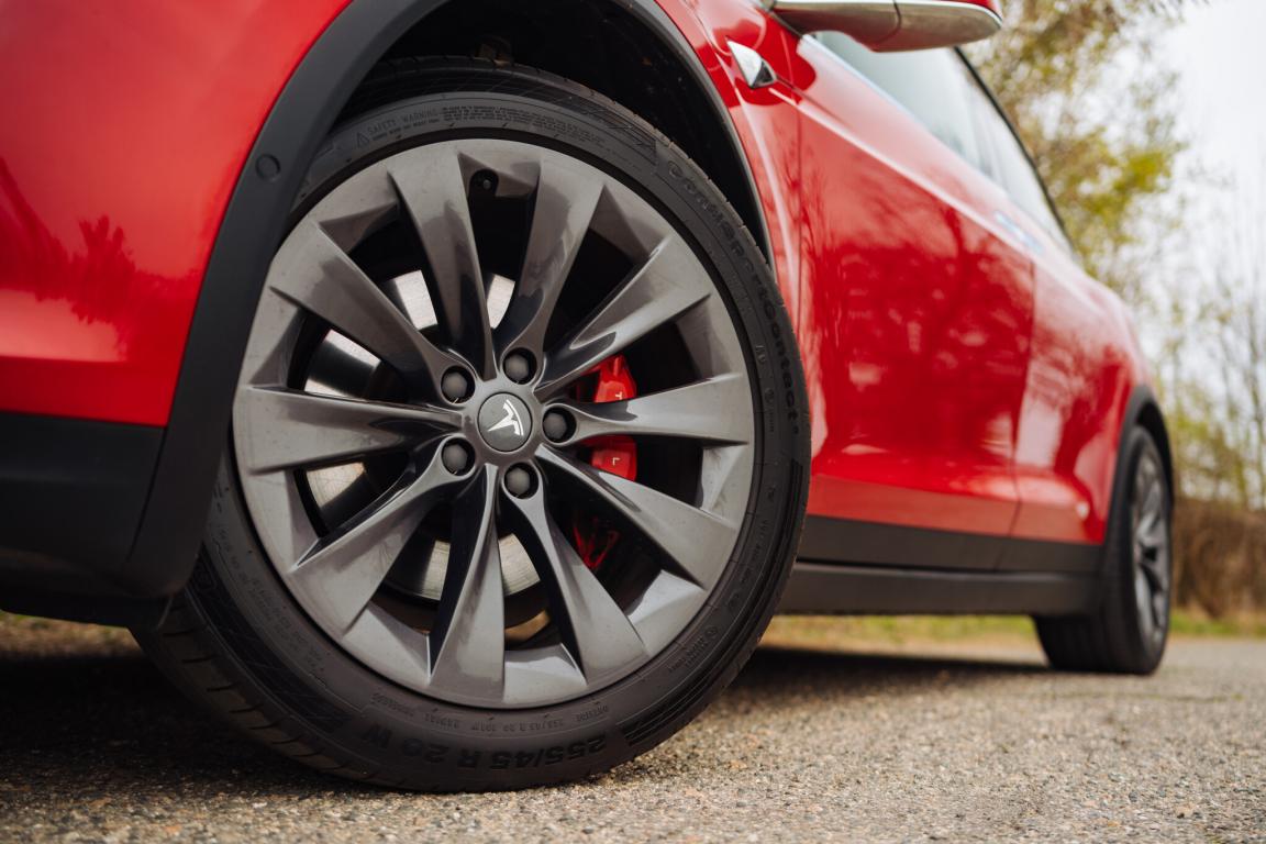 Tesla Model X, 2019