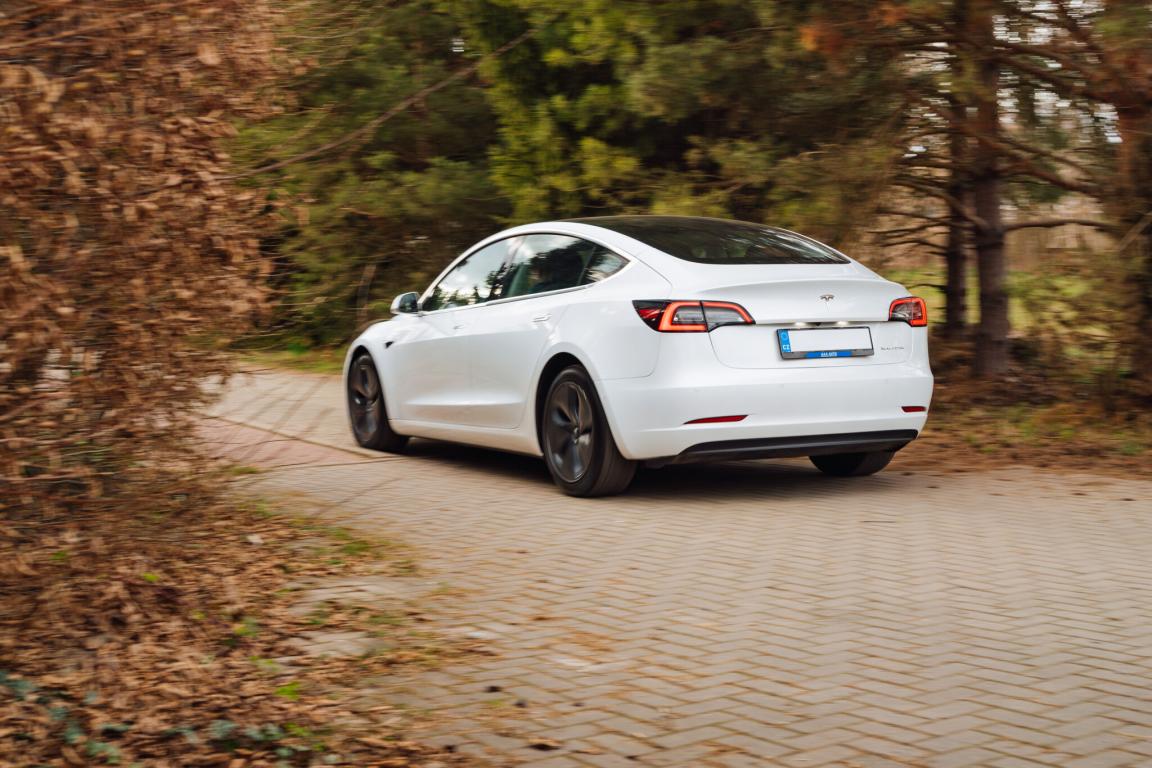 Tesla Model 3, 2020