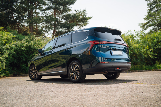Dongfeng U-Tour