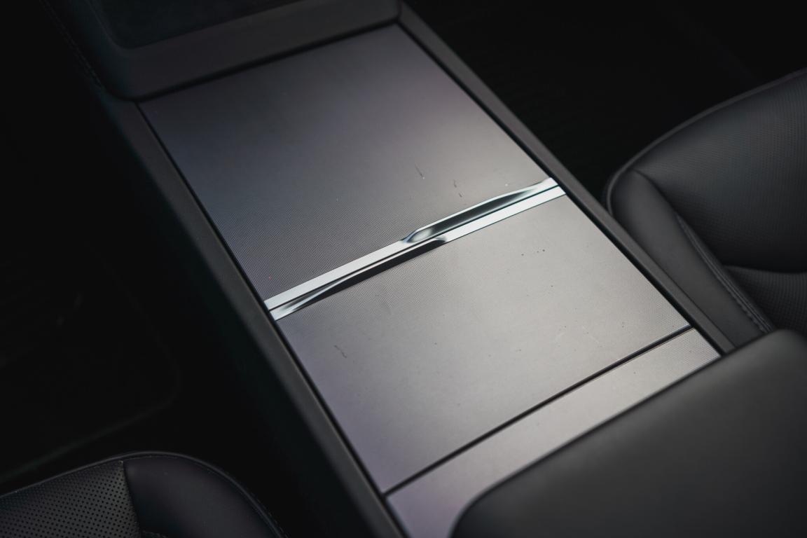 Tesla Model 3, 2023