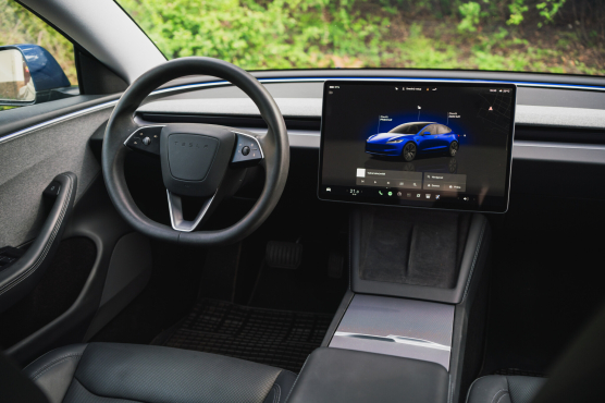 Tesla Model 3 Standard Range LFP