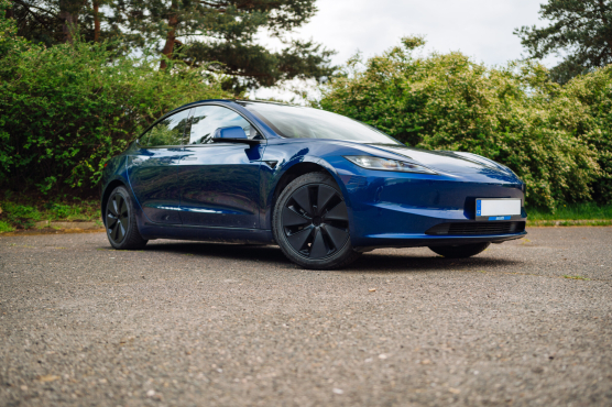 Tesla Model 3 Standard Range LFP