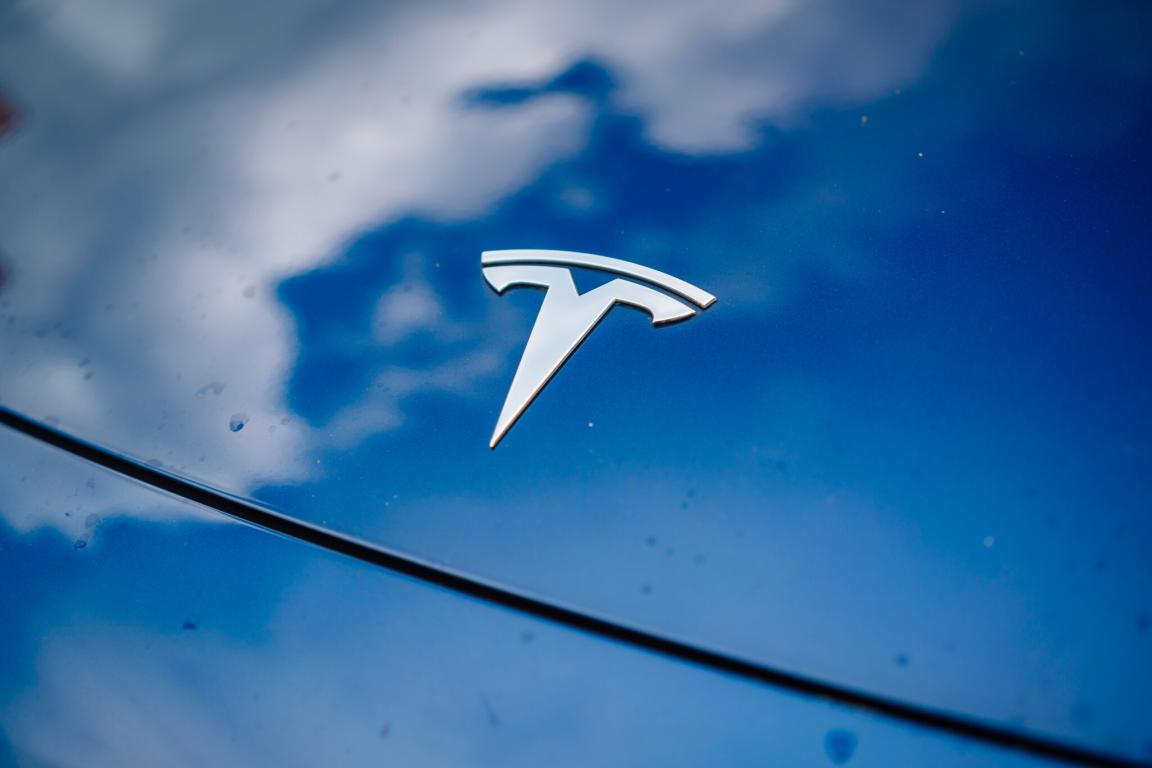 Tesla Model 3, 2023