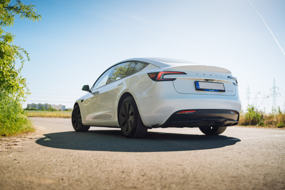 Tesla Model 3 Long Range 4WD 79kWh