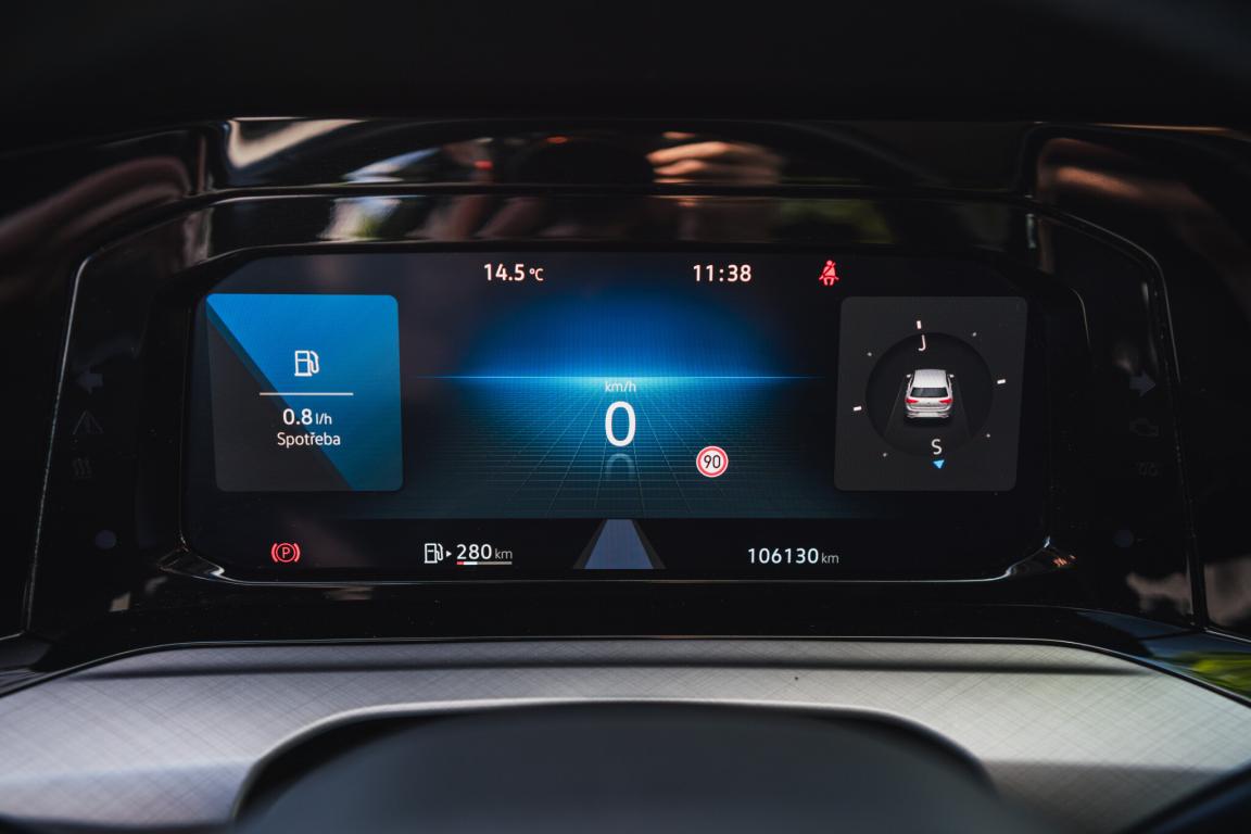 Volkswagen Golf, 2023