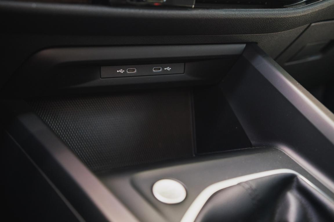 Volkswagen Golf, 2023