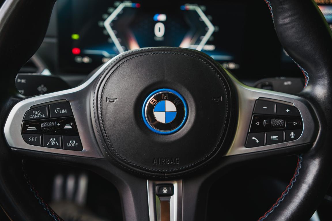 BMW i4, 2022