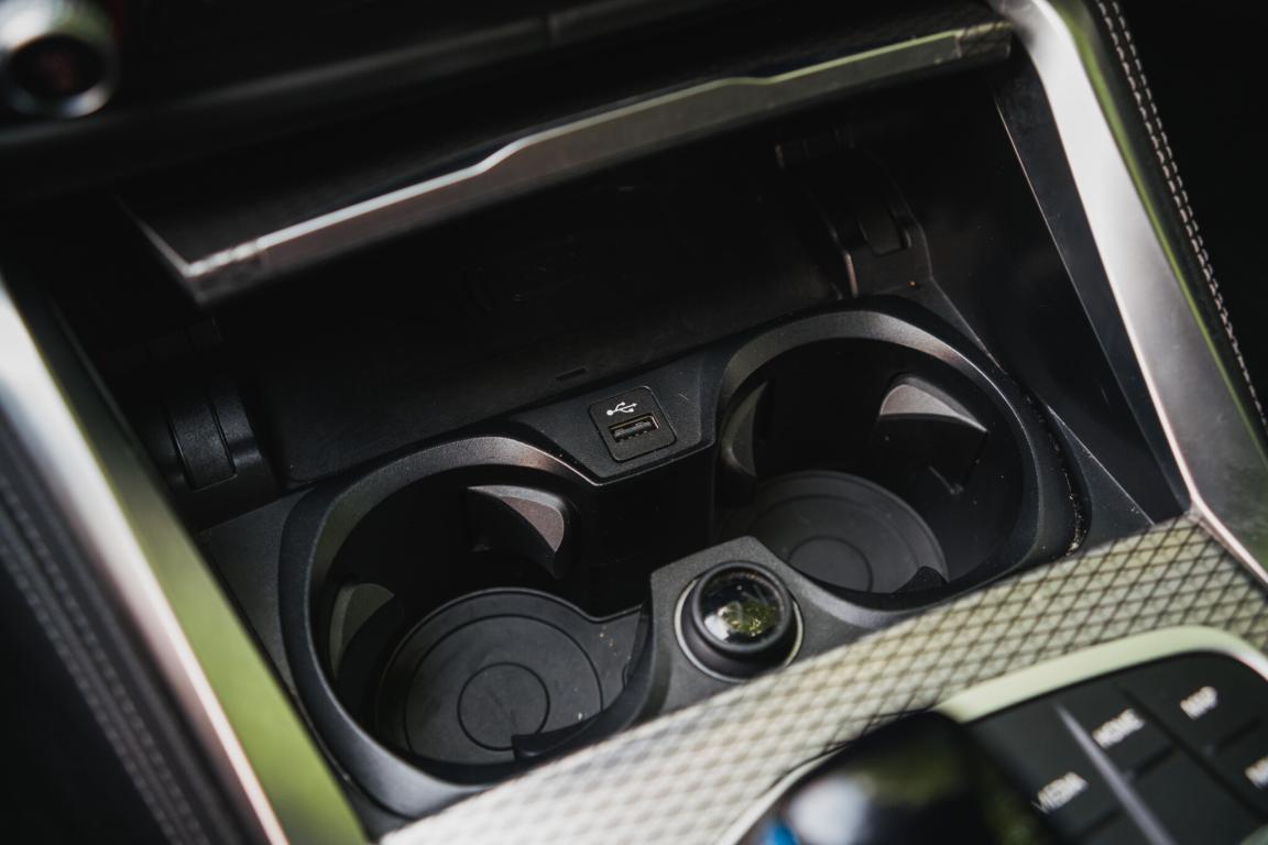 BMW i4, 2022