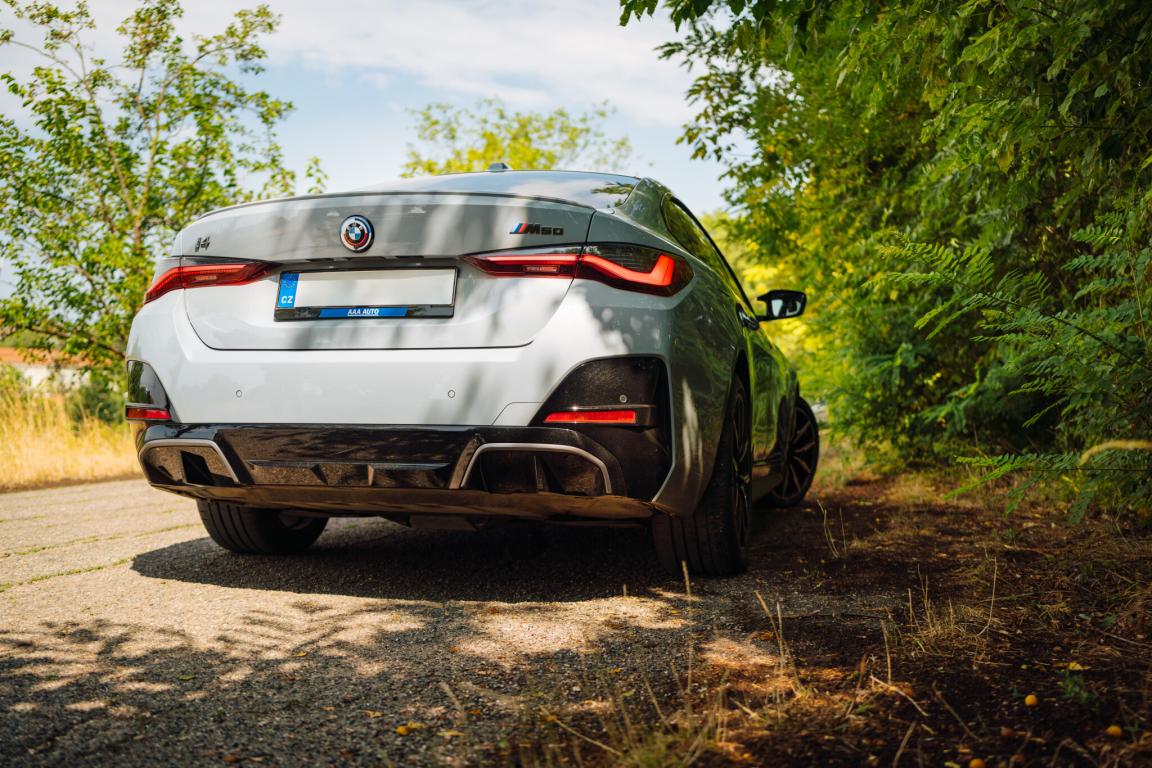 BMW i4, 2022