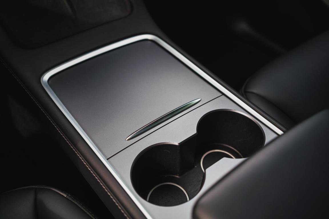 Tesla Model Y, 2022