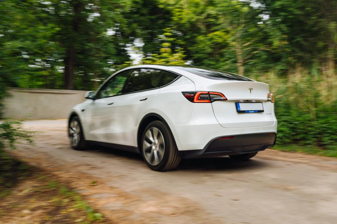 Tesla Model Y, 2022