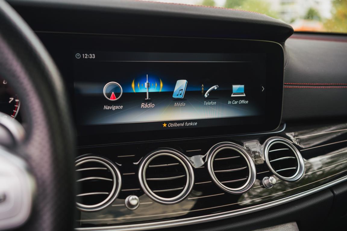Mercedes-Benz E, 2018