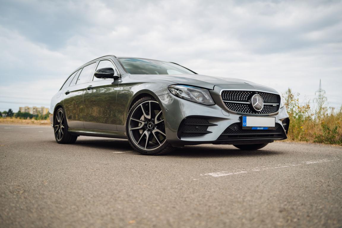 Mercedes-Benz E, 2018
