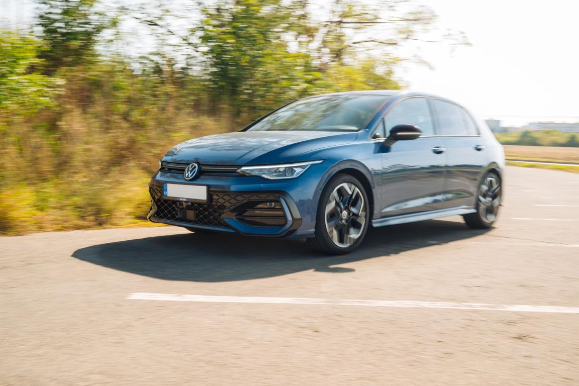 Volkswagen Golf, 2025